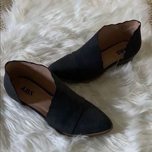 Charcoal grey Booties